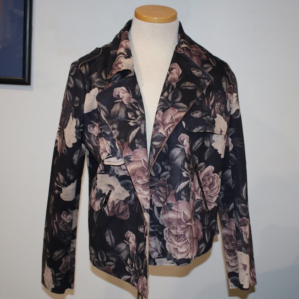 Solitaire Beautiful Floral Moto Jacket Size M